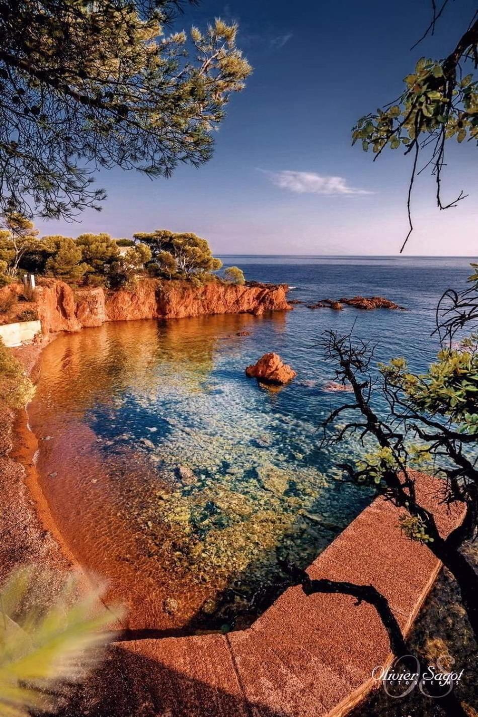 Petit Paradis Vue Mer- Plage Et Calanques A 3 Mn Saint-Raphaël Eksteriør bilde